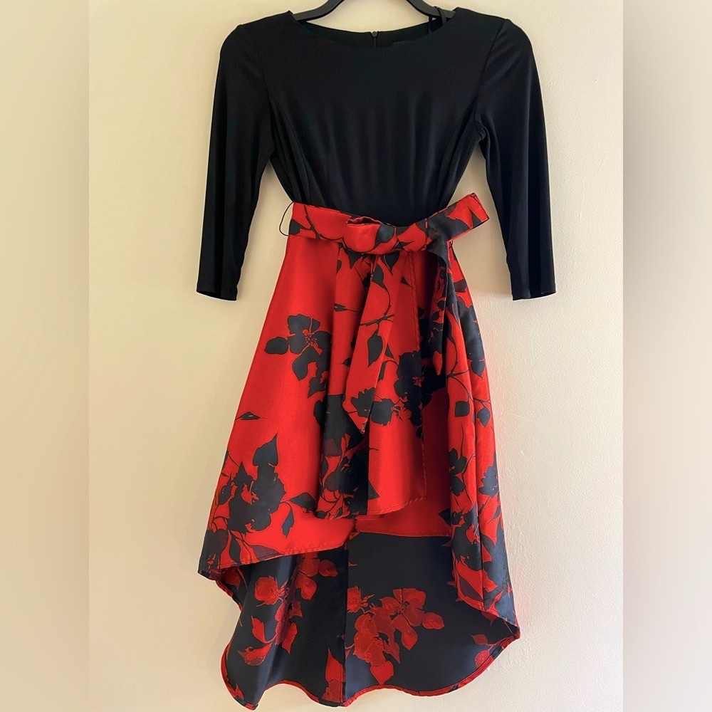 R&K Asymmetrical half-sleeve red and black floral dress, 2P